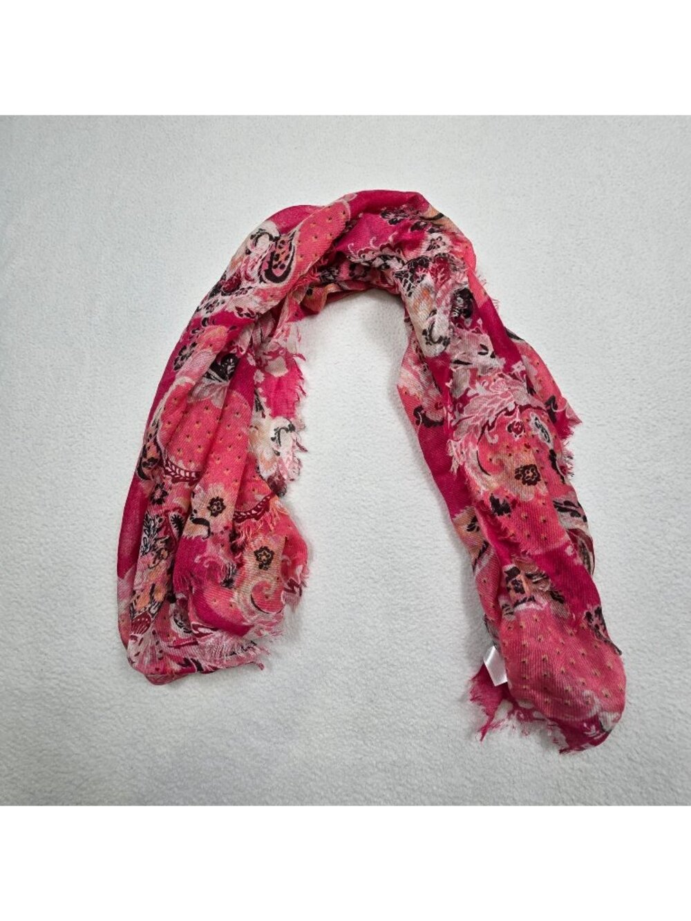 Chicos Boho Coastal Resort Scarf Floral Paisley Pink Lightweight Wrap Grandma